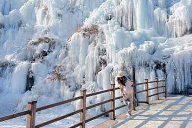 Seoul: Winter Tour at Eobi Ice Valley, Nami Island, and More