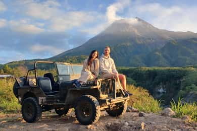 Yogyakarta: Mount Merapi Jeep and Cycling Tour