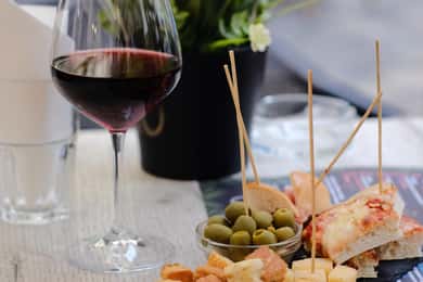 Rimini: tour dell'aperitivo e del cibo di strada con un abitante del luogo