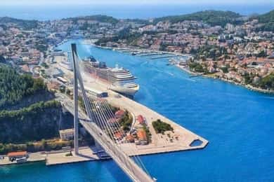 Utsikt över Dubrovnik och Trstenos botaniska trädgård