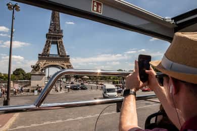Paris: Excursão a pé e excursão de ônibus "Hop-on with Emily