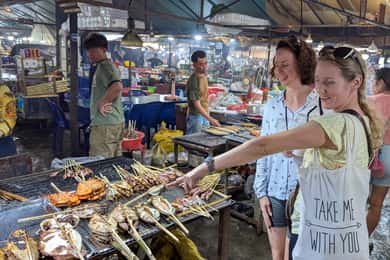 Kampot-Kep : champs de poivre et de sel, lac secret, marché aux crabes