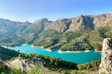 Benidorm: Excursión en Jeep de Medio Día Guiada por la Montaña a Guadalest