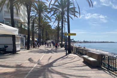Marbella: Private Premium eBike Fahrradtour nach Puerto Banus inkl. Cafe