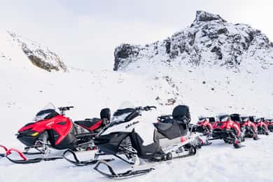 En el Glaciar: Combo Motos de Nieve + Túnel de Hielo Langjökull