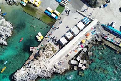 1-stündige Bootsfahrt zur Entdeckung der Höhlen des Salento