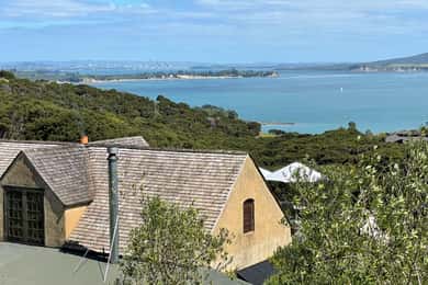 Auckland: Waiheke Island Luxury Experience Private Tour
