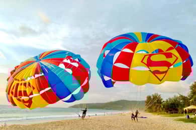 Phuket: Parasailing Adventure
