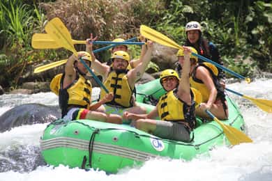 Rio Balsa: White Water Rafting Adventure