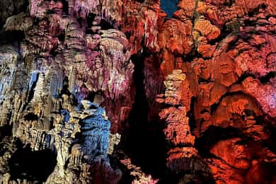 Taxco: Journey through Grutas de Cacahuamilpa