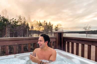 Rovaniemi: Private sauna & outdoor jacuzzi, dinner in Kota