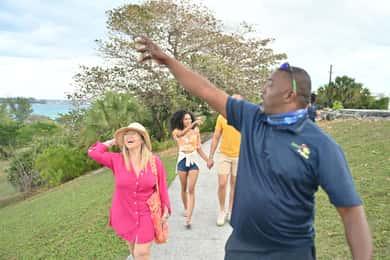 Nassau: ATV or Buggy Tour with Tasty Local Foods