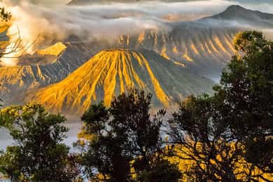Yogyakrta to bali:Borobudur,prambanan,bromo,ijen,tumpak sewu