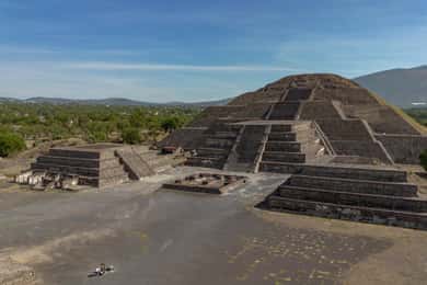 Teotihuacan Pyramids: Skip-the-Line Ticket