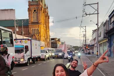 Medellin: Aluguer de triciclos eléctricos com guia para visitas personalizadas