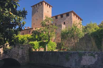 Siena: Tour e degustazione di vini in un castello privato toscano
