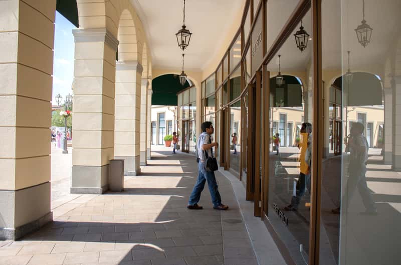Serravalle Designer Outlet tickets Alessandria Prenotazione