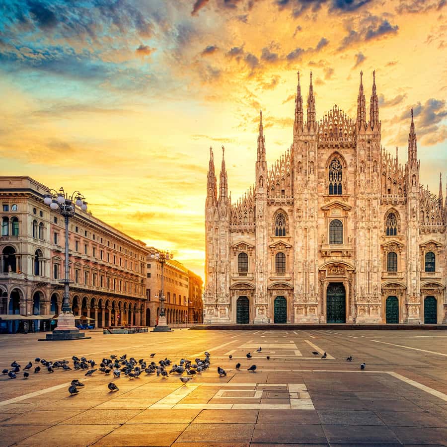 イタリア　ドゥオーモ イタリア・ミラノ】町のシンボル「ドゥオーモ」最新情報 | 地球