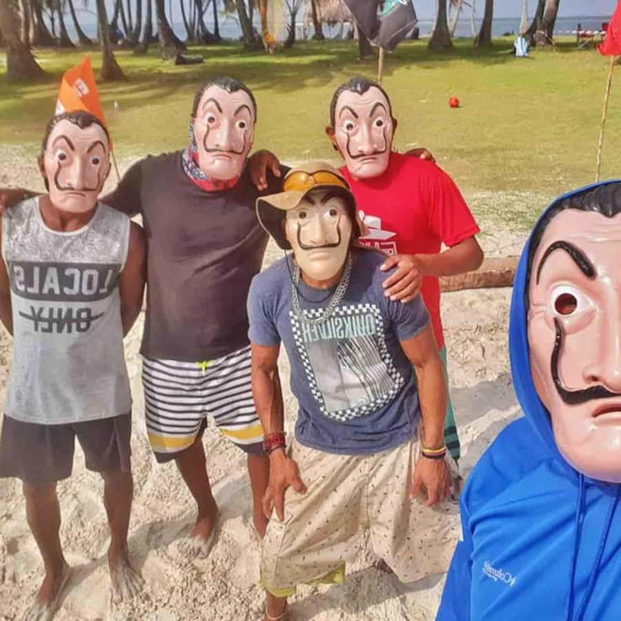 Colagem de mídia