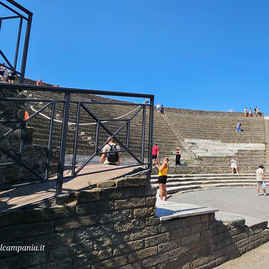 Pompei: Tour with Archaeologist Guide & Skip-the-Line Entry