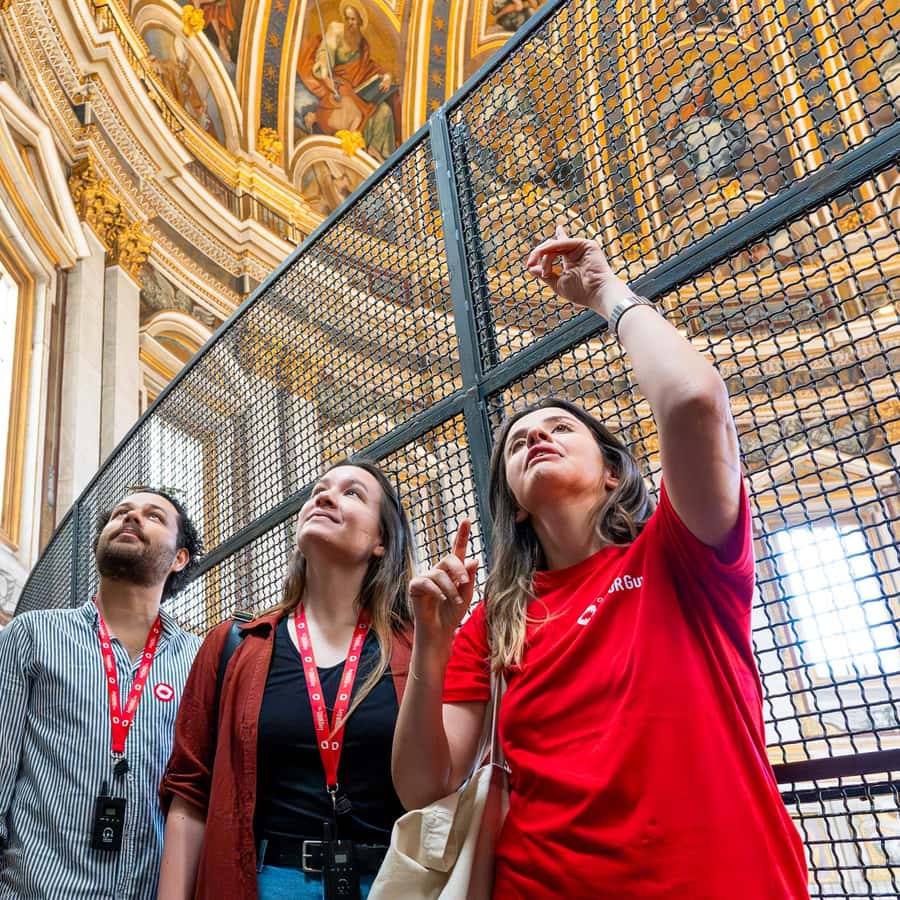 赤シャツ、トレビノ直筆サイン入り￼ サン・ピエトロ大聖堂早期入場