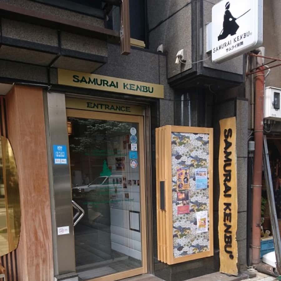 Colagem de mídia