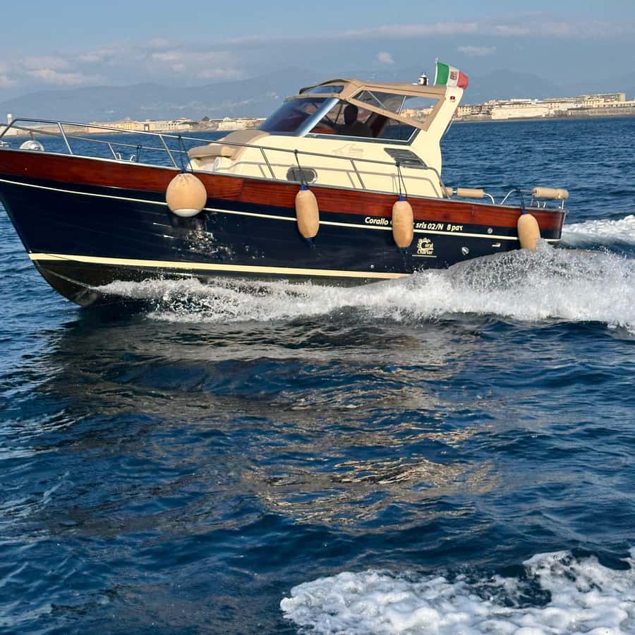 Redesigning the Cagliari Club Crest: Your Thoughts?, image size:900x900