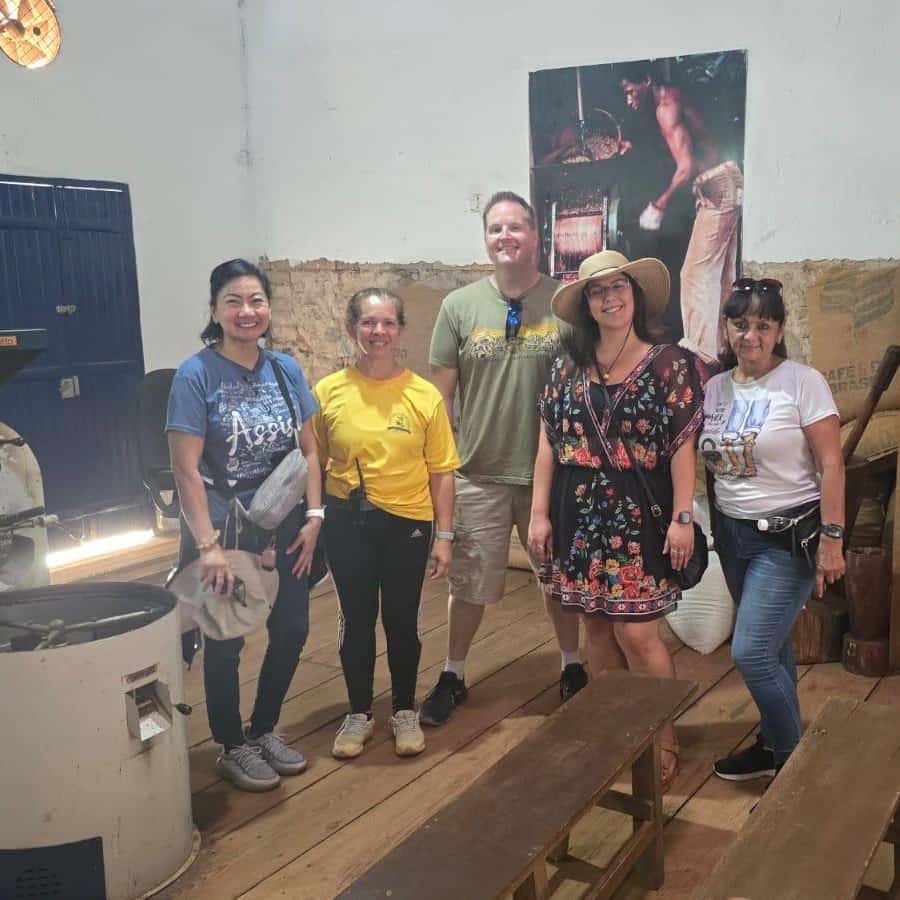 Colagem de mídia