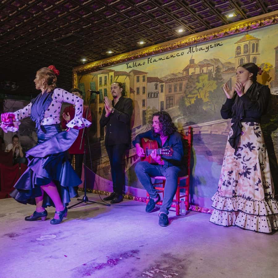 Colagem de mídia