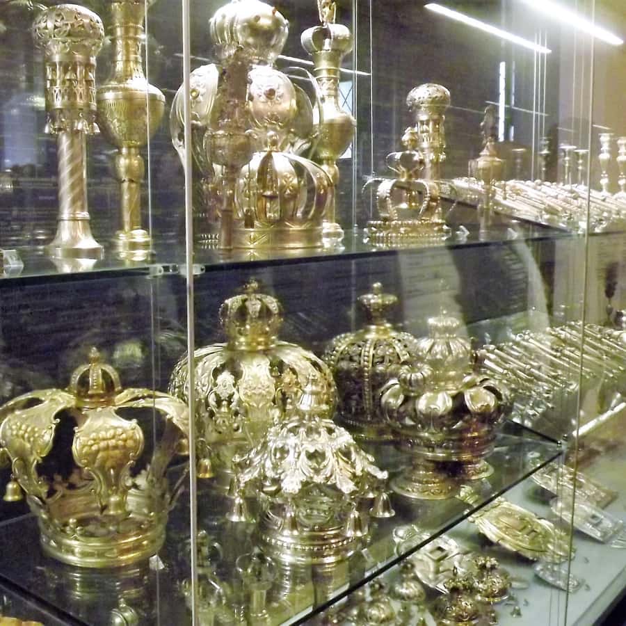 Colagem de mídia