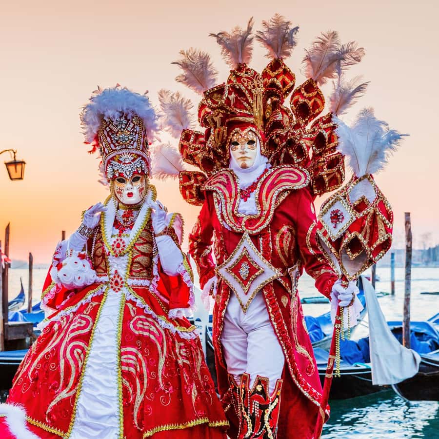 セール！ イタリア 壁飾り ベネチアンマスク 新品 月 赤 カーニバル 70-2 ベネチアンカーニバルマスク - ポーカーカードマスク - ベネチアで