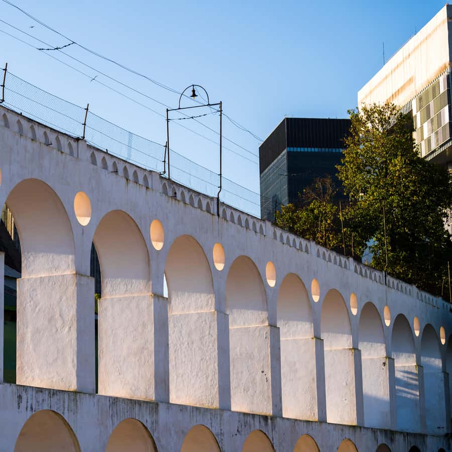 Colagem de mídia