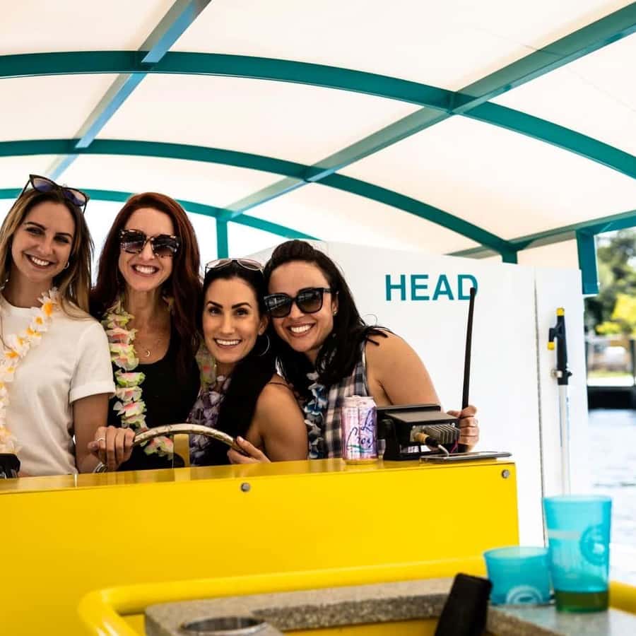 Mission Bay San Diego: Paddle Pub Party Cruise