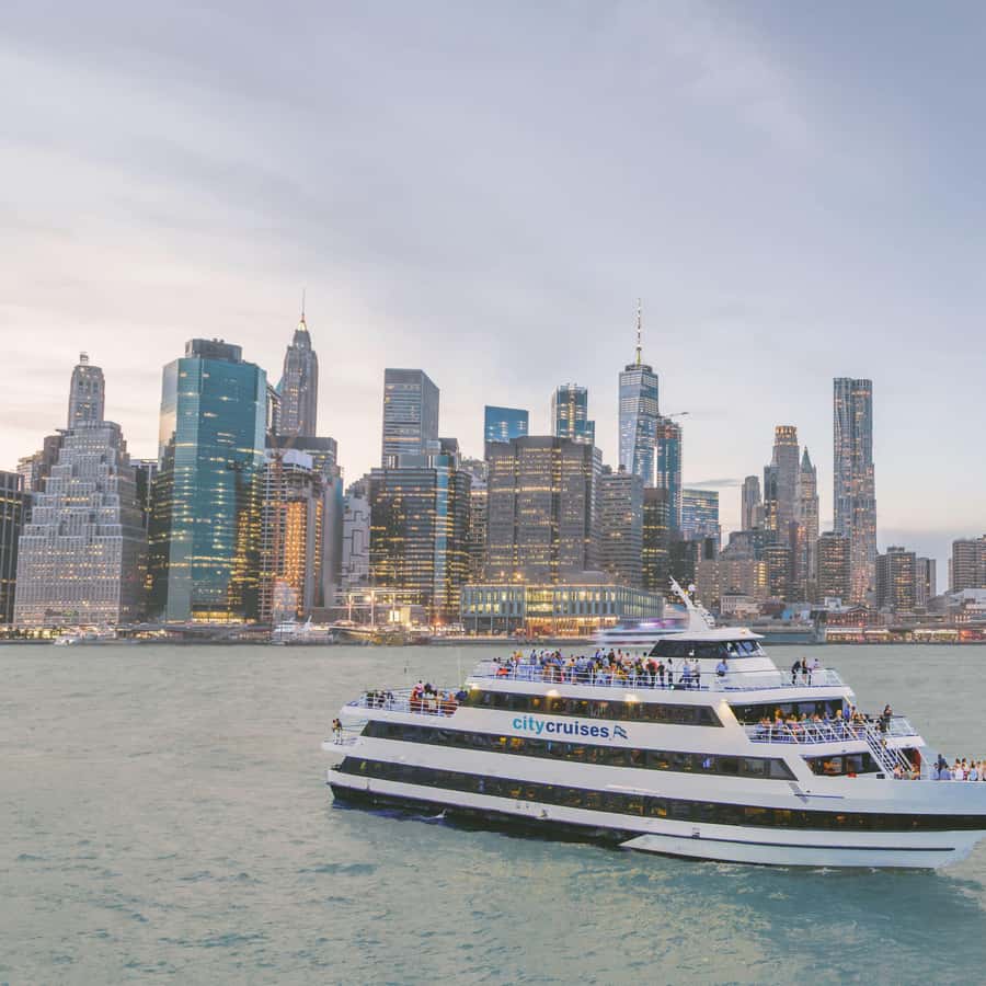 New York City: Brunch, Lunch, or Dinner Buffet River Cruise