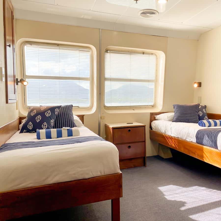 Cairns: Great Barrier Reef Overnight Snorkeling Boat Trip