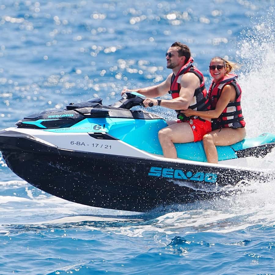 Barcellona: Noleggio di moto d'acqua (senza patente) GetYourGuide