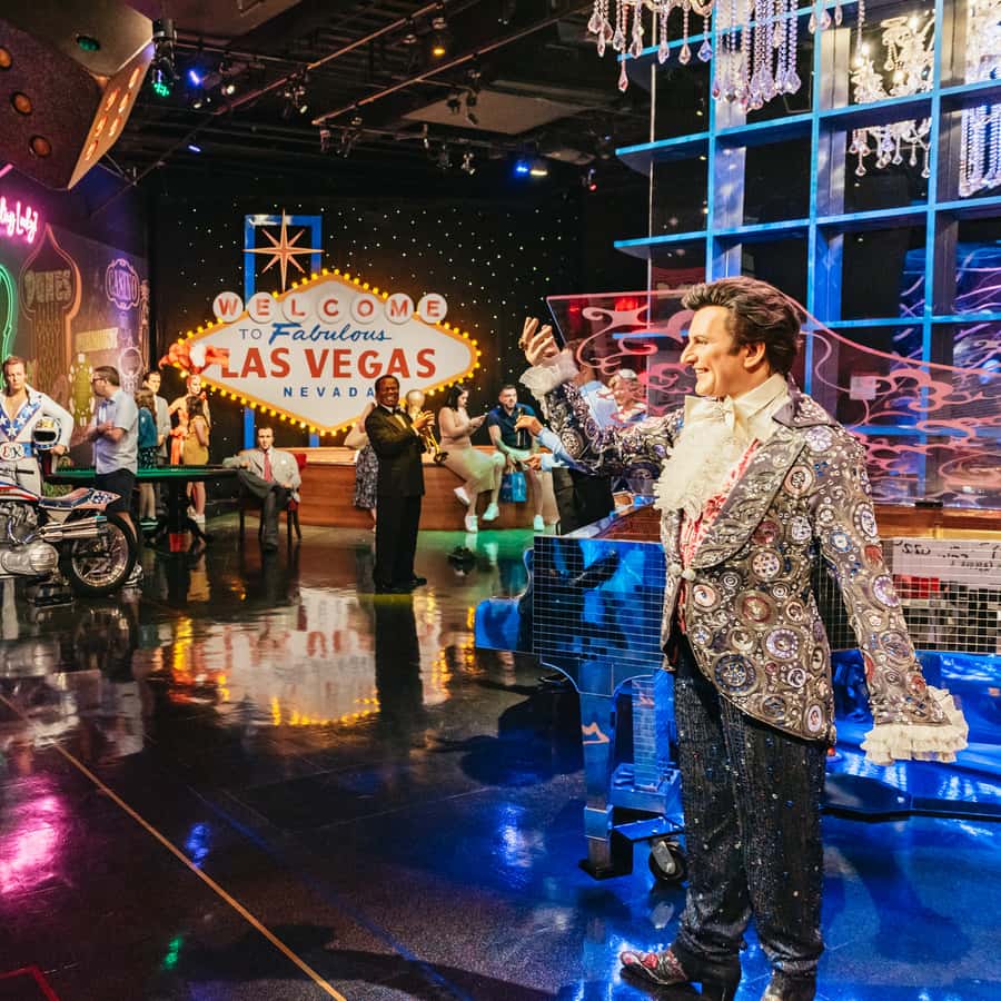Las Vegas: Entry to Madame Tussauds with a Gondola Cruise