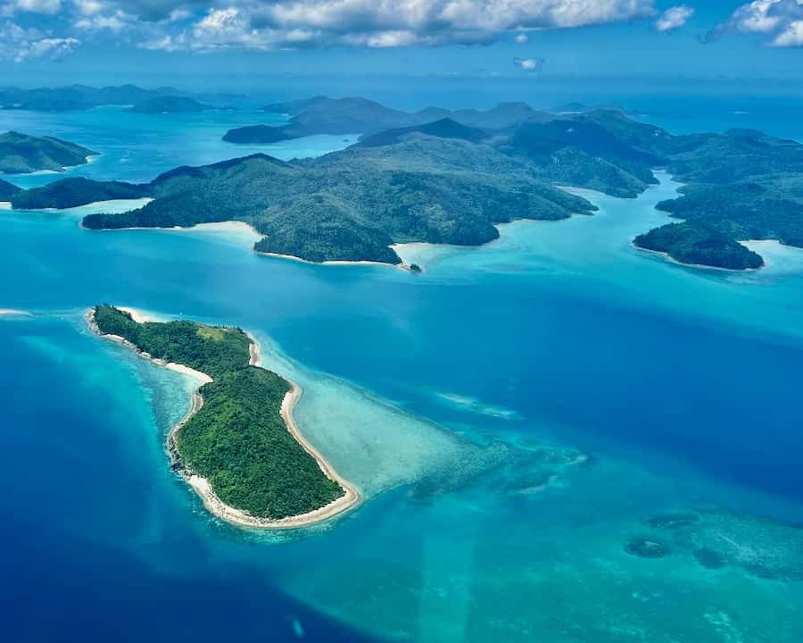 Airlie Beach: Whitsundays & Great Barrier Reef Scenic Flight