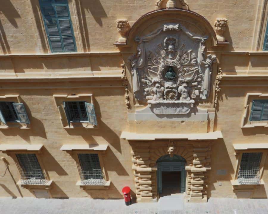 Colagem de mídia