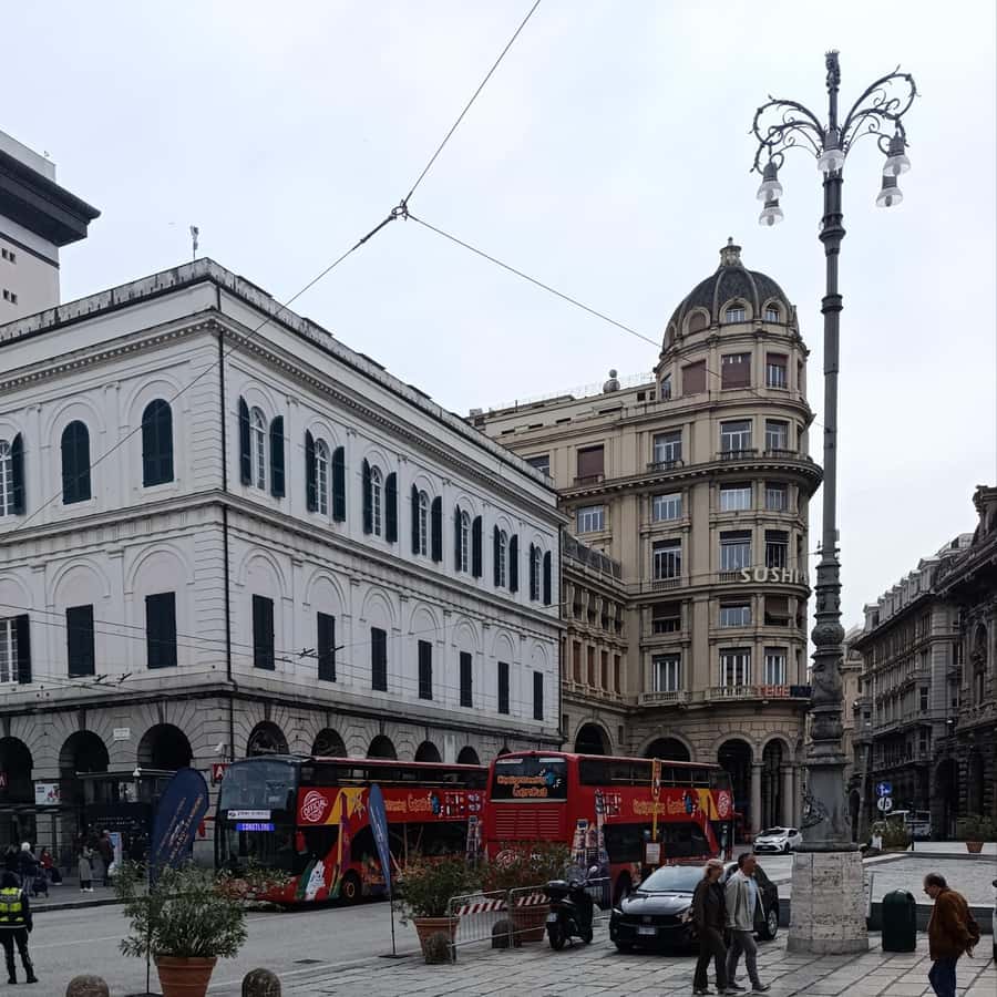 Colagem de mídia