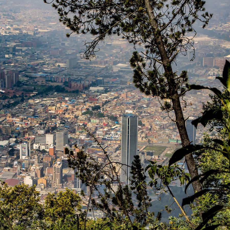 Colagem de mídia