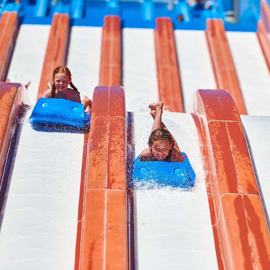 Las Vegas: Cowabunga Canyon Water Park Entry Ticket