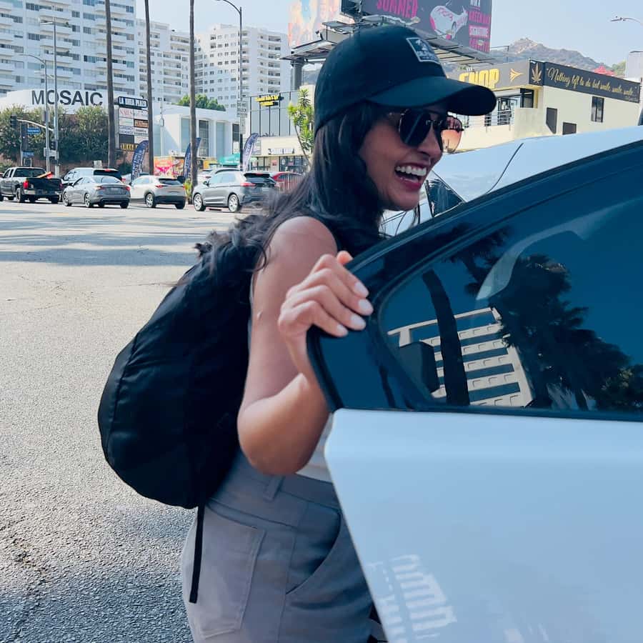 Los Angeles: 20 Minute Self-Driving Way-Moh Car Experience