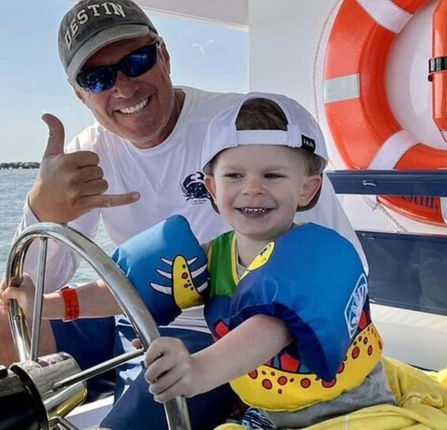 Destin: Dolphin Cruise & Crab Island Sandbar Adventure