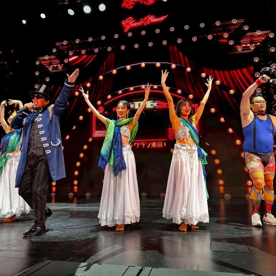 Tokyo: Japanese Style Variety Show with Dance,Magic & Dinner