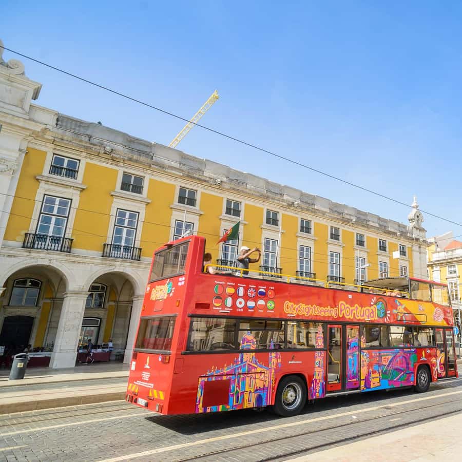 Colagem de mídia