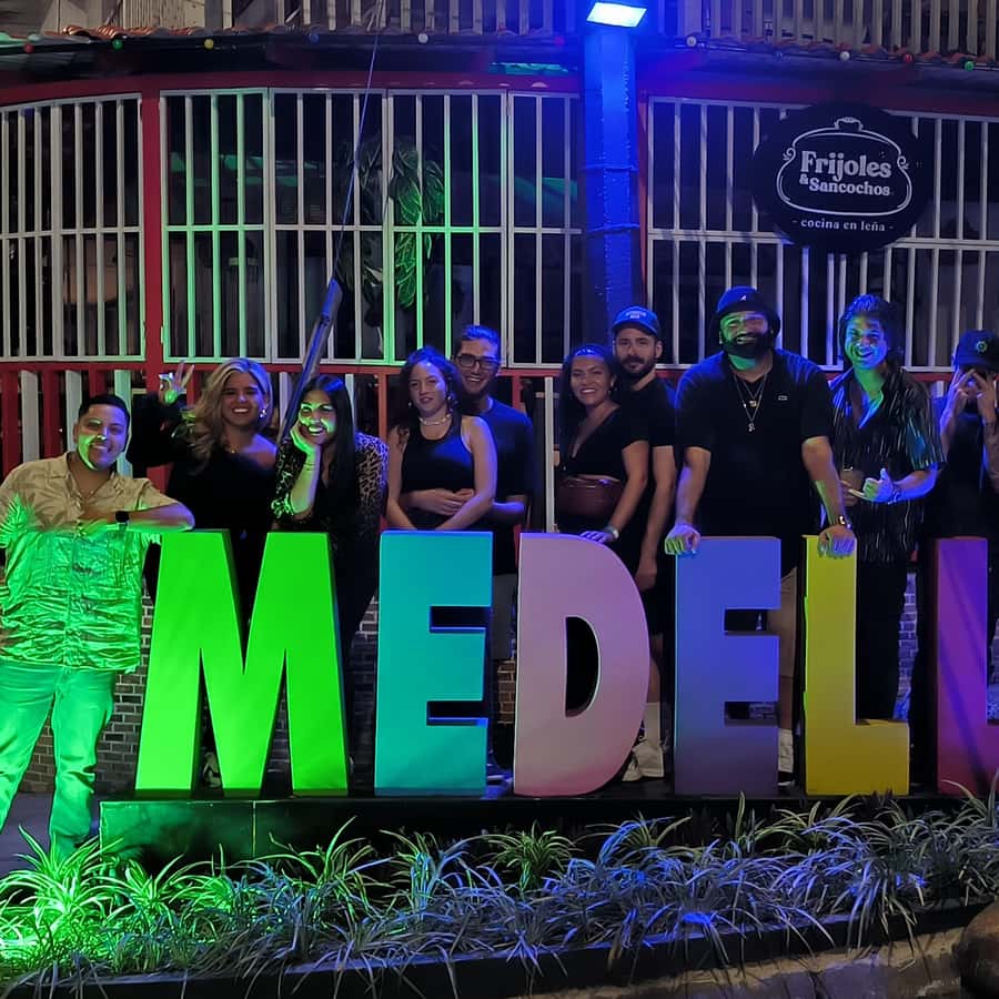 Colagem de mídia