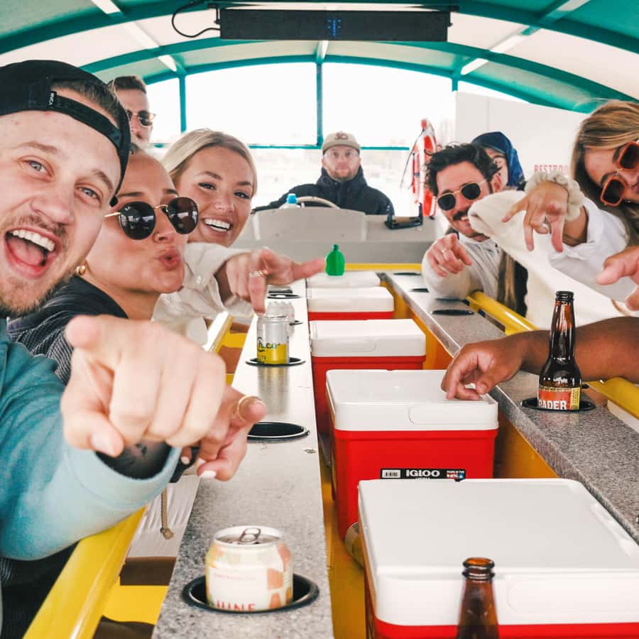 Mission Bay San Diego: Paddle Pub Party Cruise