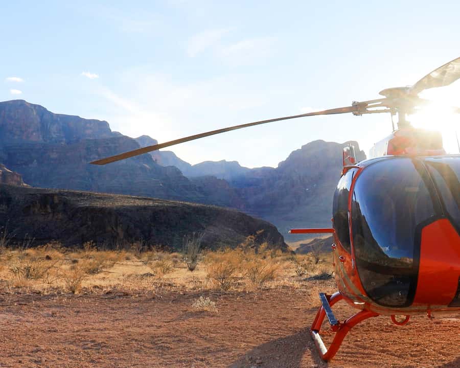 Las Vegas: Grand Canyon Helicopter Landing Tour