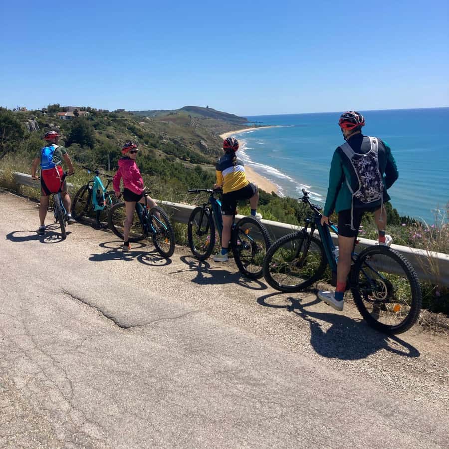 Scala Dei Turchi: E-BIKE TOUR Hidden beaches, sea, relaxation [+